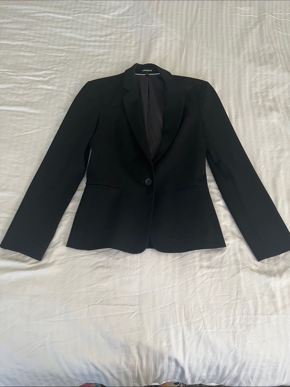 Express Black Single-Button Tailored Blazer